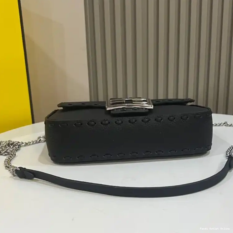 Affordable Leather Bag Romano In Cuoio Selleria Mini Fendi Baguette Black 0615